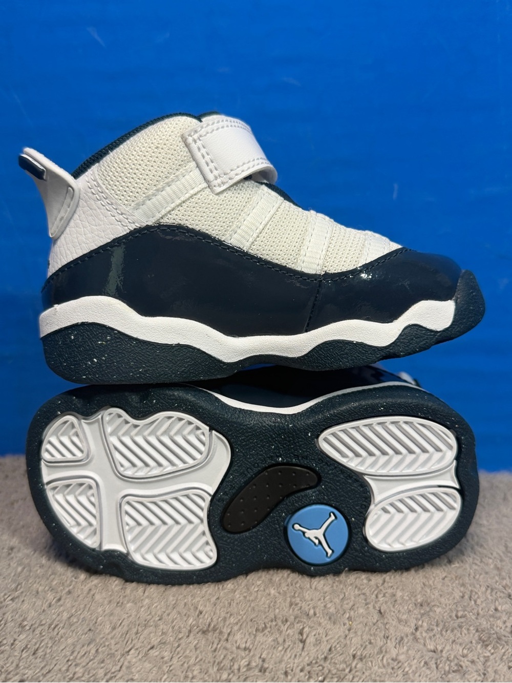 Jordan
6 rings
Toddler - Picture 5 of 7